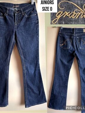 Grane Juniors Jeans Low Rise Flare Dark Wash Denim 31” Inseam Embroidered Size 0